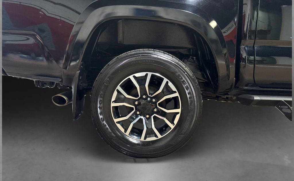Used 2023 Toyota Tacoma TRD Sport w/ Advanced Technology Package AWD/4WD image 17