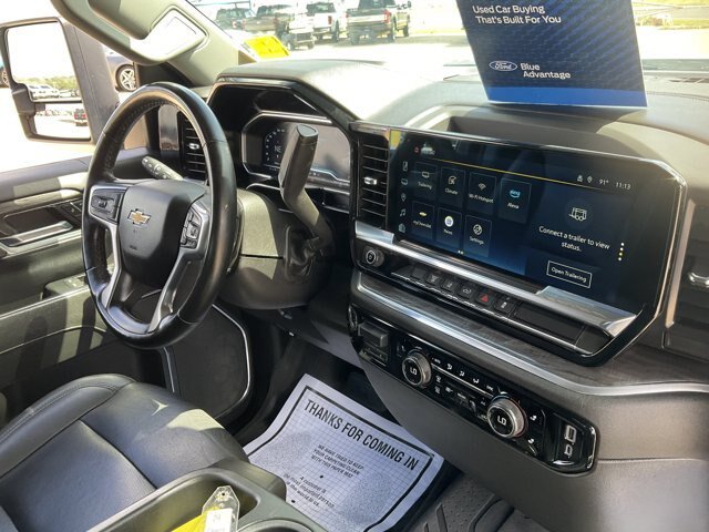 Used 2024 Chevrolet Silverado 2500 LTZ AWD/4WD image 22