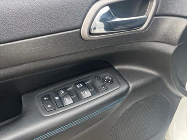 Used 2018 Jeep Grand Cherokee Laredo image 9