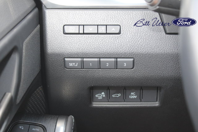 Used 2024 Lexus GX 550 w/ Accessory Package (Z1) AWD/4WD image 22