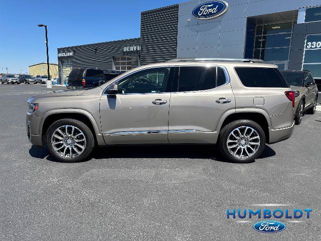 Used 2023 GMC Acadia Denali w/ Denali Ultimate Package AWD/4WD image 8