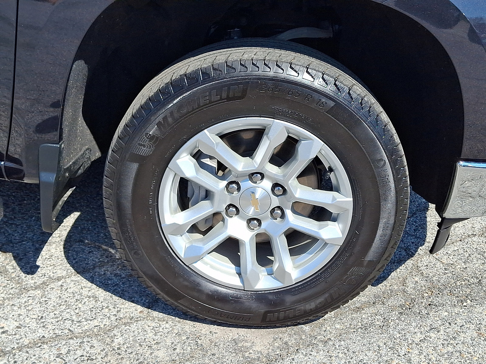 Used 2024 Chevrolet Silverado 1500 LT image 11