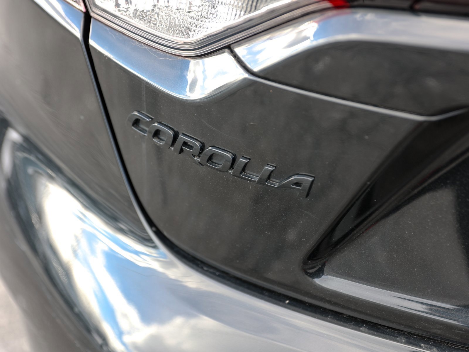 Used 2020 Toyota Corolla SE image 12