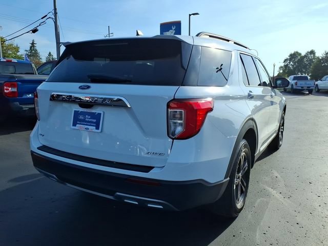 Certified 2021 Ford Explorer XLT w/ Equipment Group 202A AWD/4WD image 4