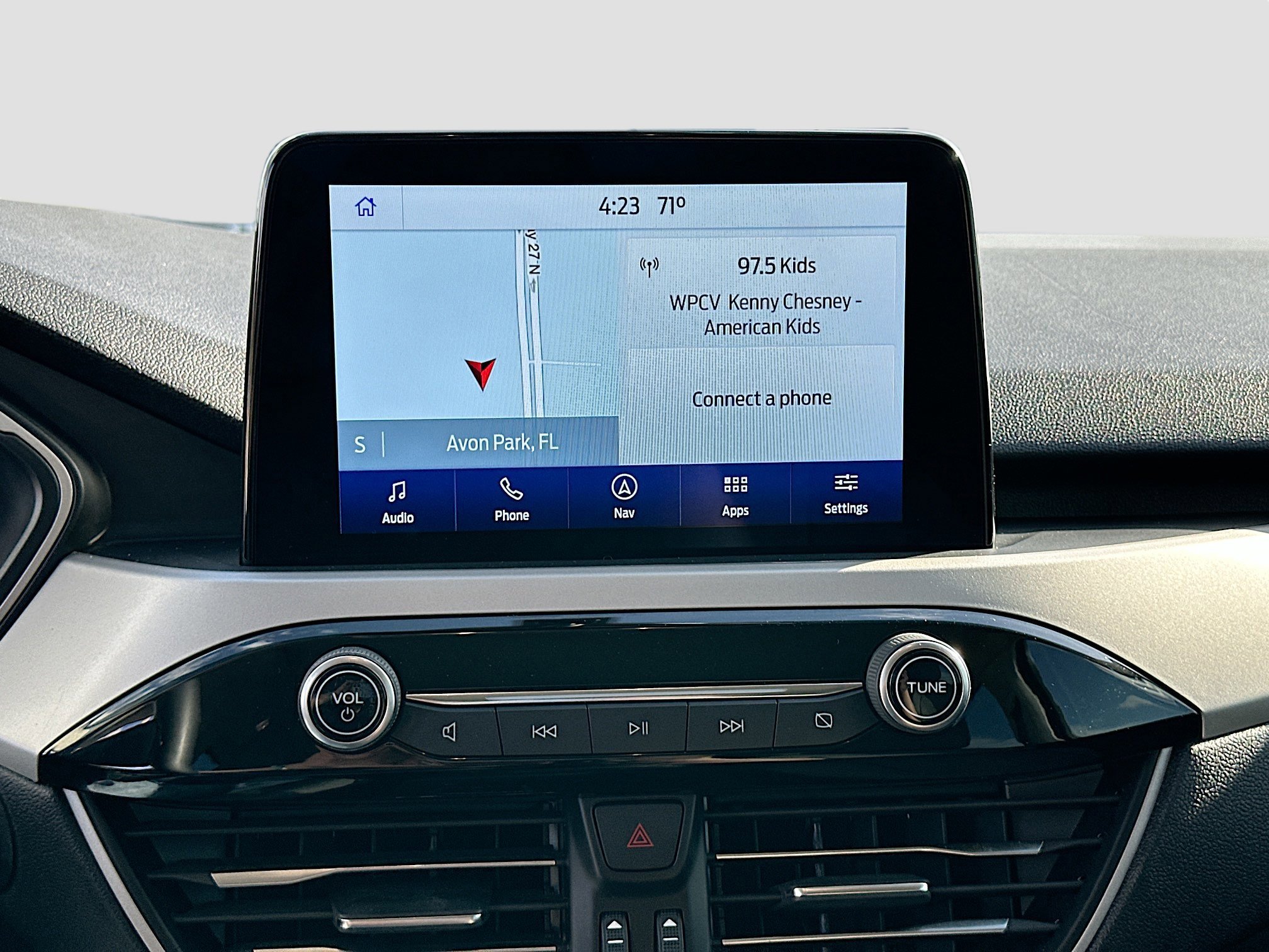 Certified 2021 Ford Escape SE w/ SE Sport Appearance Package image 15