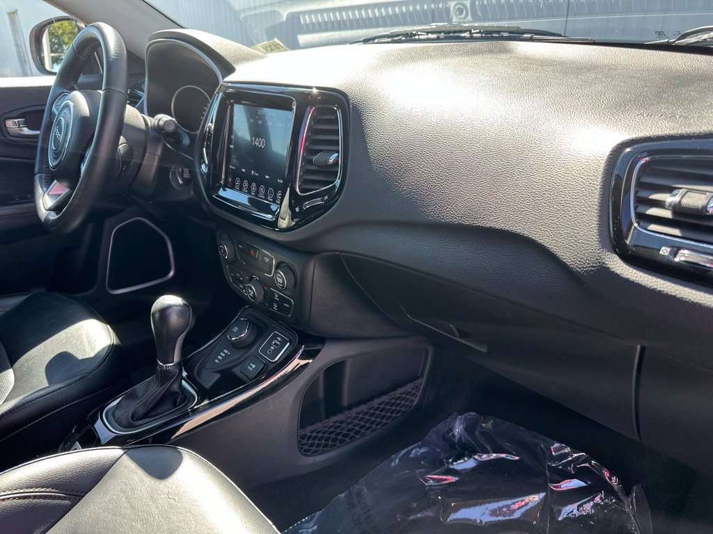 Used 2019 Jeep Compass Limited AWD/4WD image 36