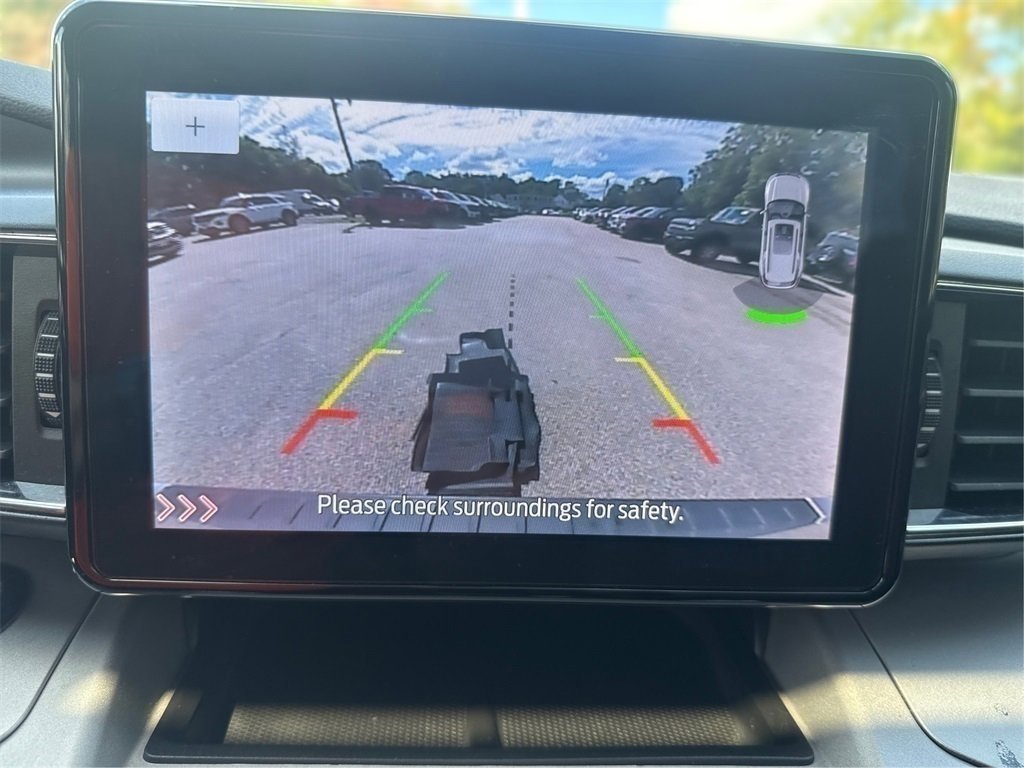 Certified 2023 Ford Explorer XLT w/ Equipment Group 202A image 23