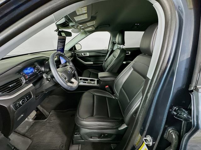 Certified 2023 Ford Explorer XLT w/ Equipment Group 202A image 30