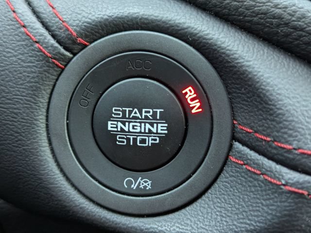 Used 2025 Dodge Durango GT RWD image 29