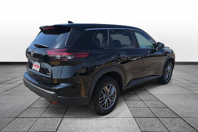 Used 2024 Nissan Rogue S AWD/4WD image 5