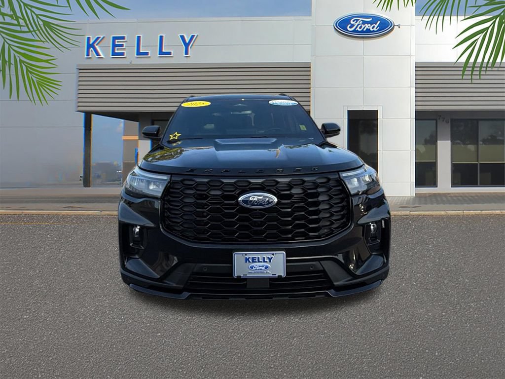 Certified 2025 Ford Explorer ST-Line w/ Premium Package AWD/4WD image 8