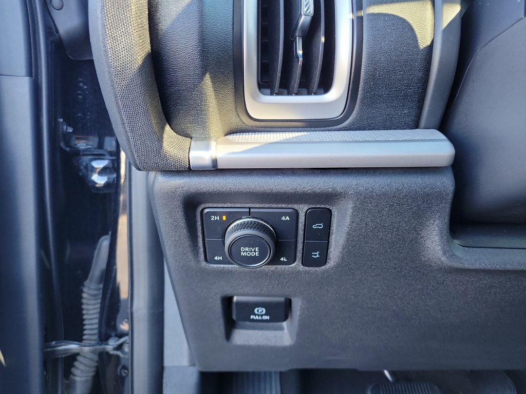 Certified 2025 Ford Expedition Active AWD/4WD image 24