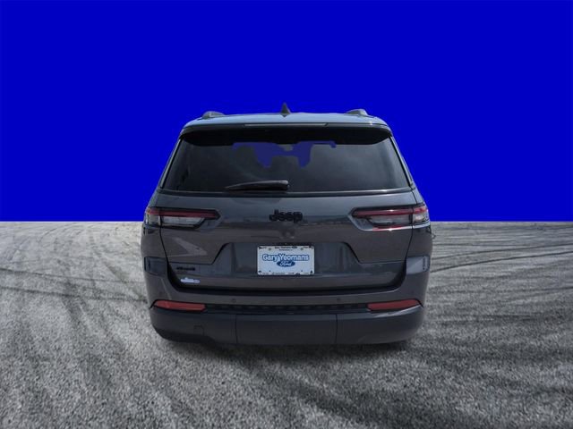 Used 2024 Jeep Grand Cherokee L Laredo AWD/4WD image 5