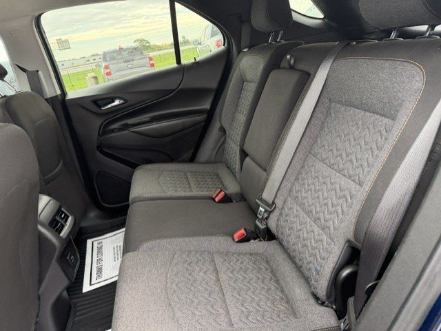 Used 2023 Chevrolet Equinox LT AWD/4WD image 27