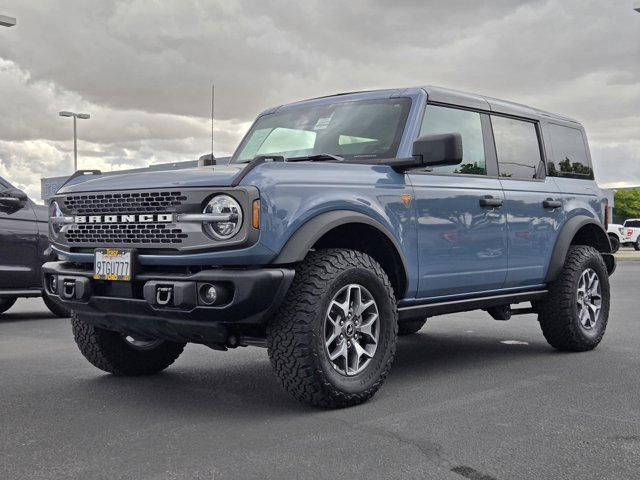 Certified 2025 Ford Bronco Badlands AWD/4WD image 8
