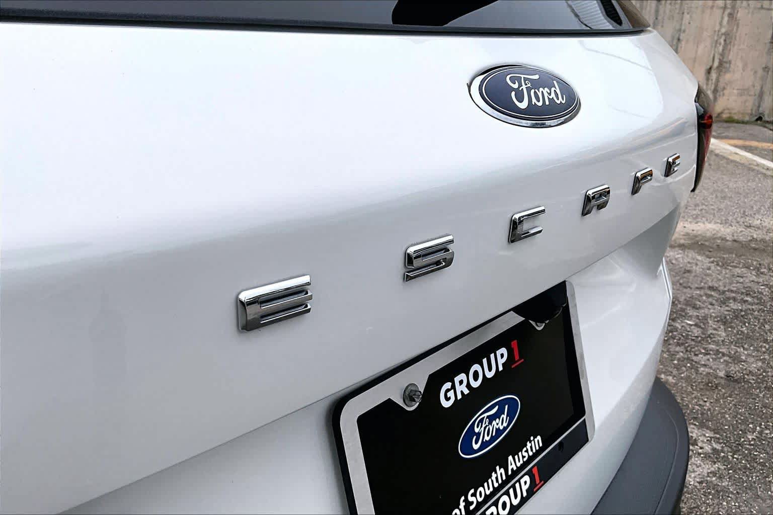Certified 2025 Ford Escape ST-Line w/ Tech Pack #1 FWD image 10