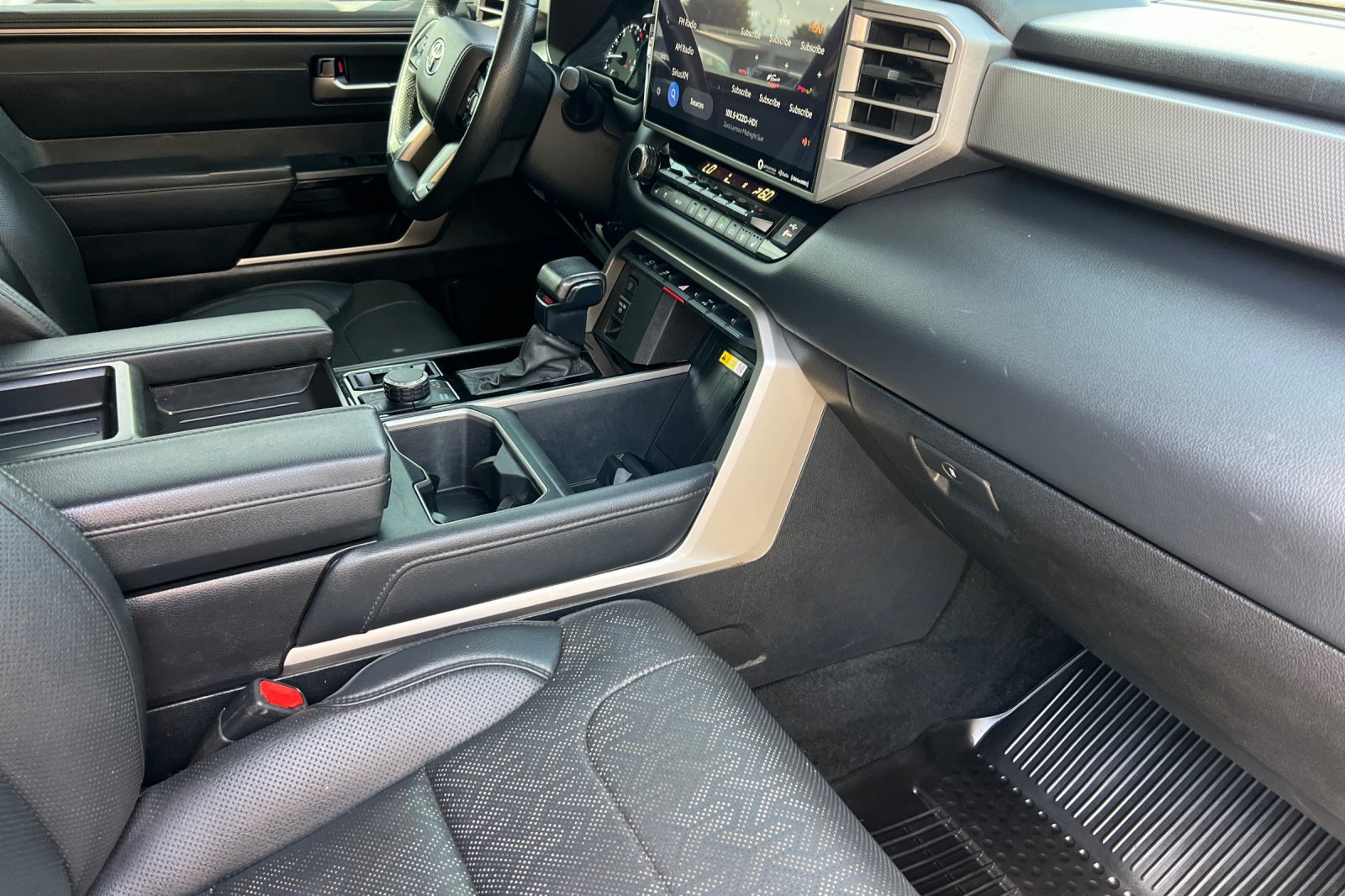 Used 2023 Toyota Tundra Limited w/ TRD Off-Road Package AWD/4WD image 17