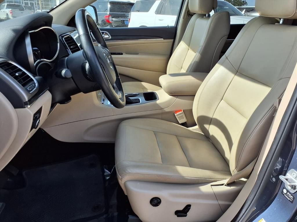 Used 2021 Jeep Grand Cherokee Limited image 25