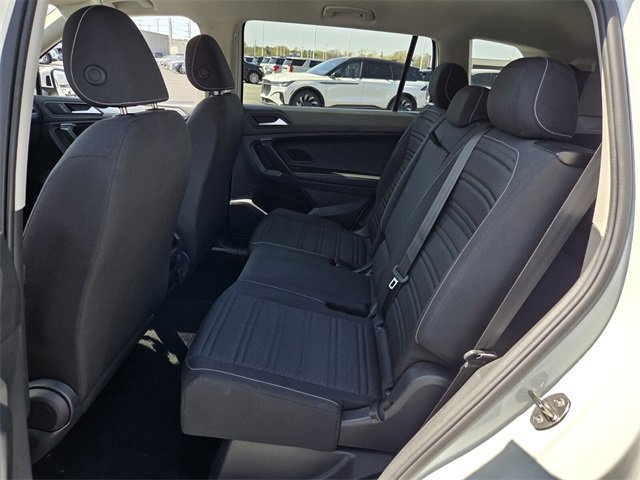 Used 2024 Volkswagen Tiguan S image 10