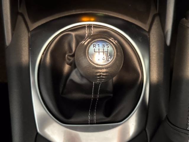 Used 2023 MAZDA MX-5 Miata Sport RWD image 23