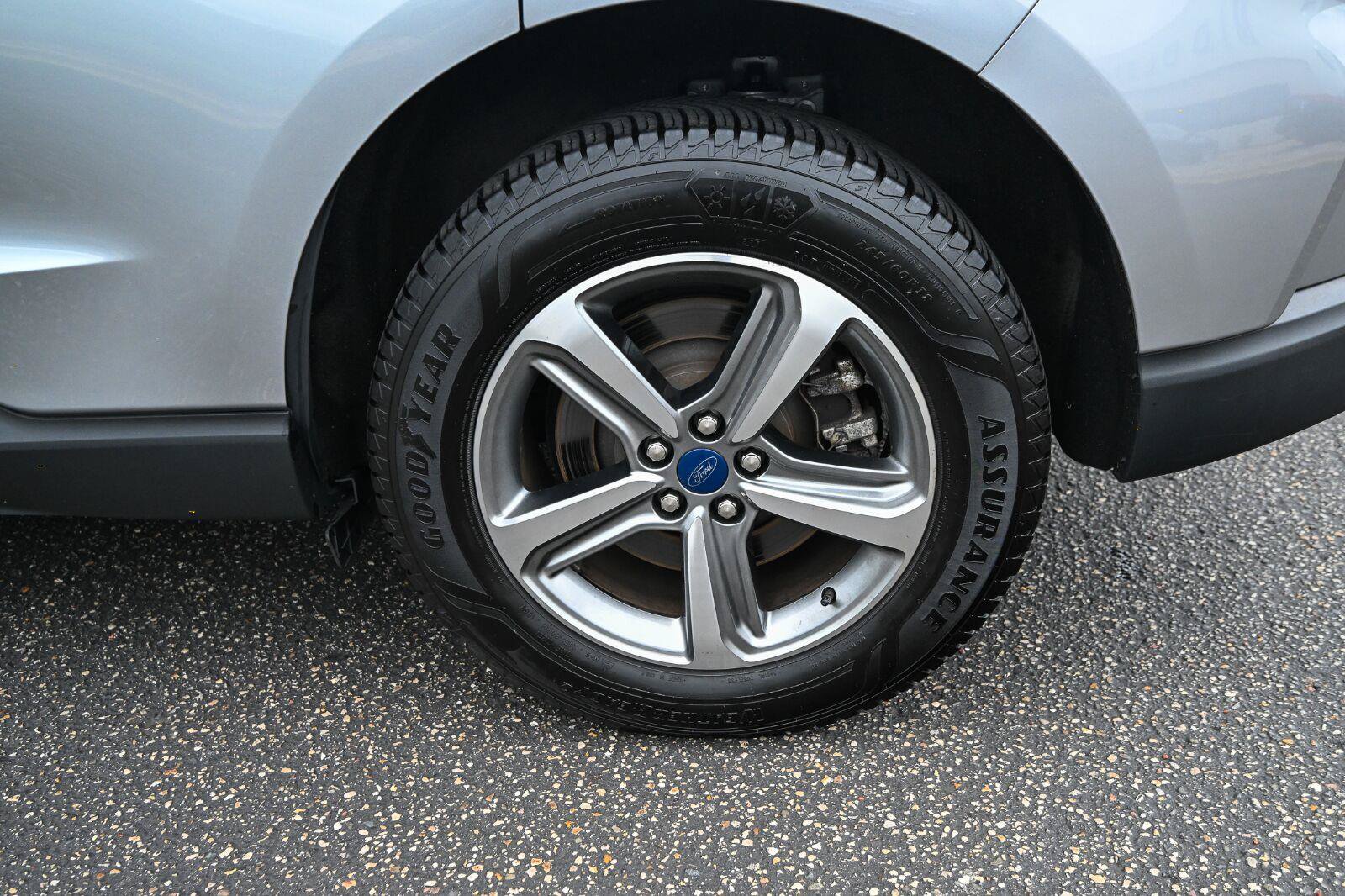 Certified 2022 Ford Edge SEL w/ Convenience Package AWD/4WD image 13