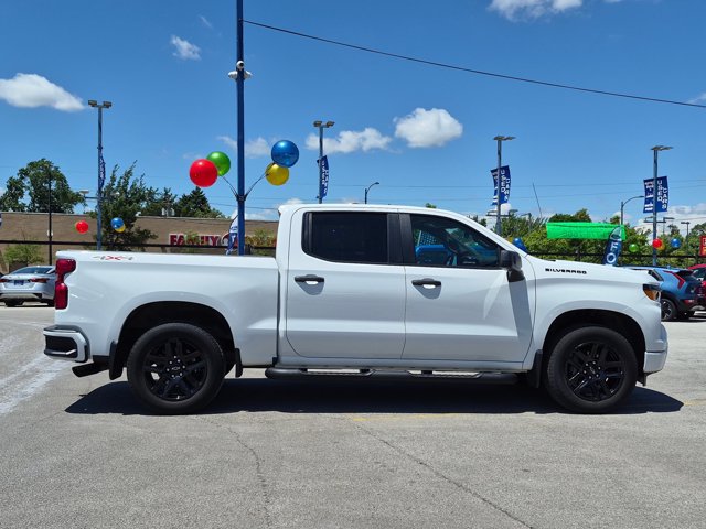Used 2024 Chevrolet Silverado 1500 Custom w/ Rally Edition AWD/4WD image 3