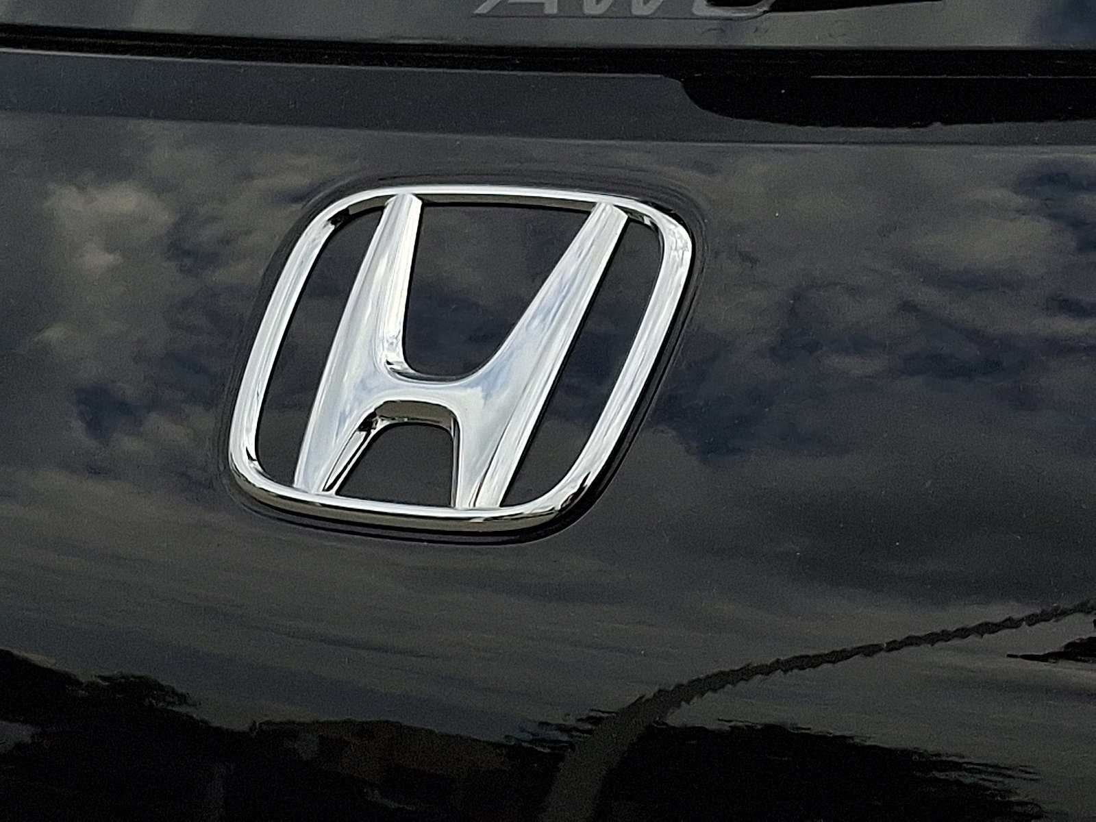 Used 2025 Honda HR-V Sport image 29