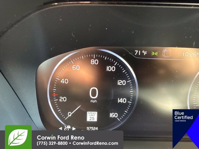 Used 2021 Volvo XC90 T6 Momentum AWD/4WD image 17