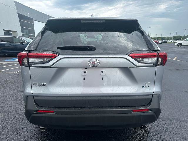 Used 2025 Toyota RAV4 LE AWD/4WD image 21