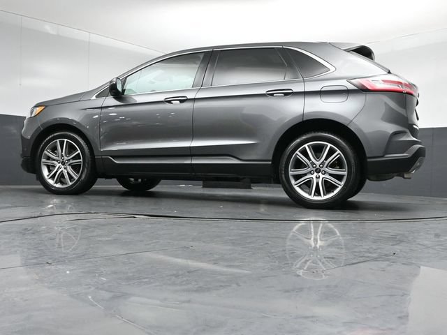 Certified 2024 Ford Edge Titanium AWD/4WD image 40