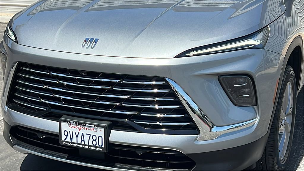 Used 2026 Buick Enclave Preferred w/ LPO, Floor Liner Package FWD image 5