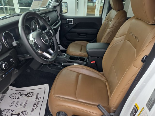 Used 2023 Jeep Wrangler Unlimited Sahara w/ Cold Weather Group AWD/4WD image 3
