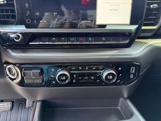 Used 2025 GMC Sierra 1500 SLT AWD/4WD image 17