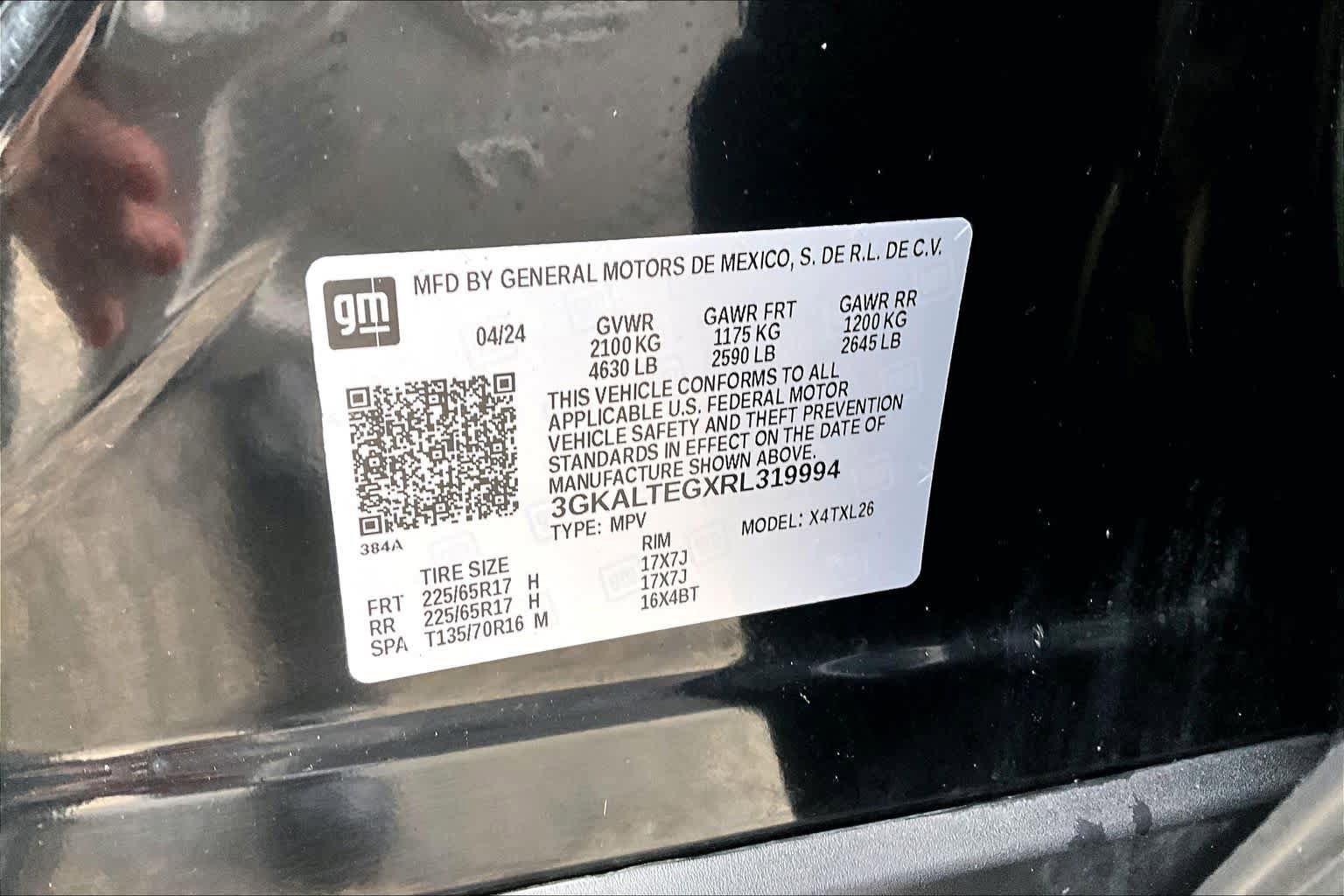 Used 2024 GMC Terrain SLE AWD/4WD image 34