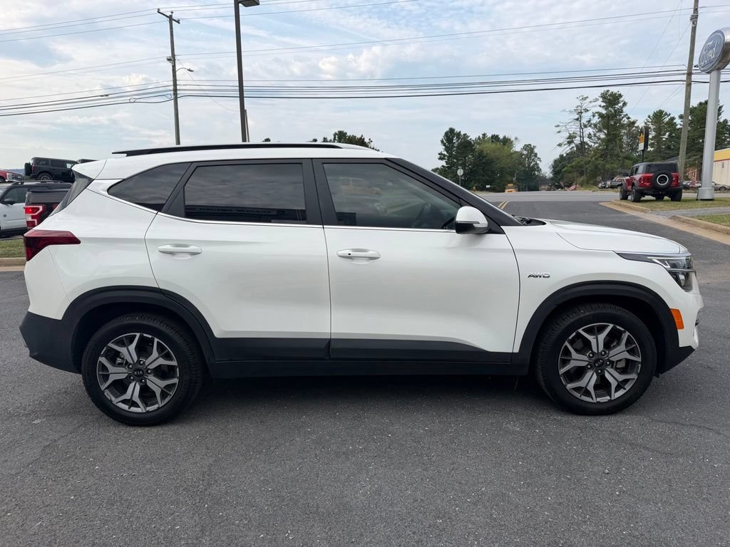 Used 2021 Kia Seltos EX AWD/4WD image 6