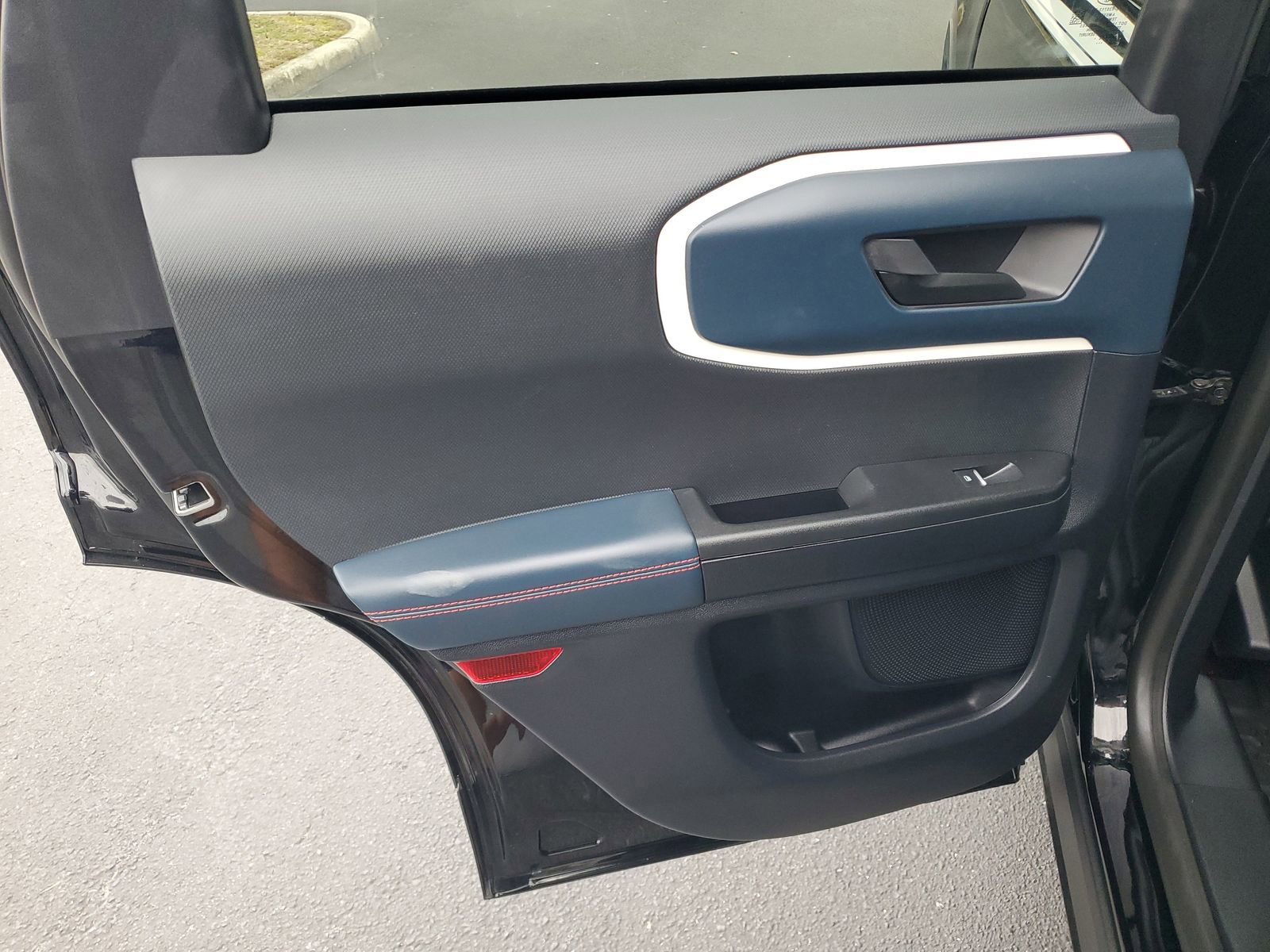 Certified 2025 Ford Bronco Sport Heritage w/ Convenience Package AWD/4WD image 8
