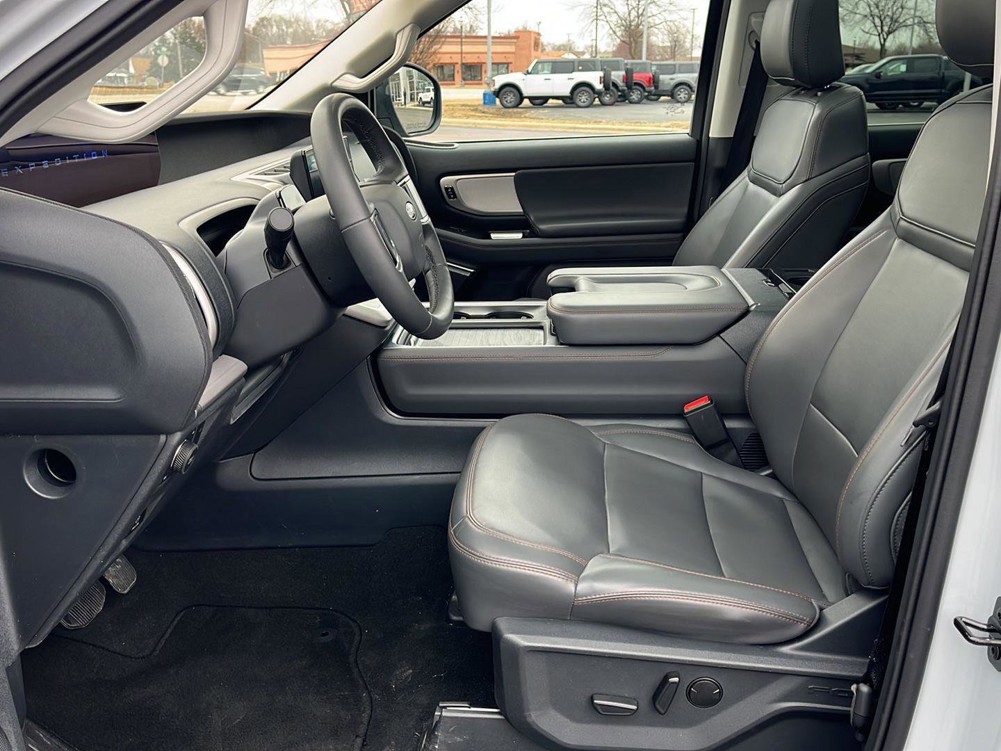 Certified 2025 Ford Expedition Max Active image 11