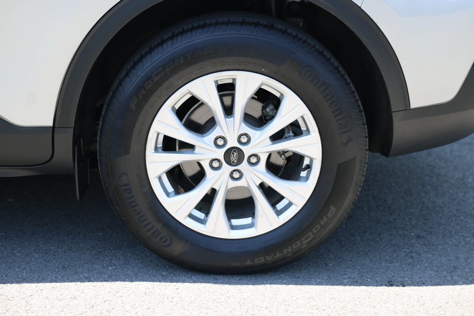 Certified 2023 Ford Escape Active AWD/4WD image 25