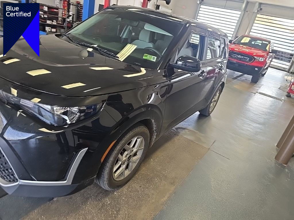 Used 2025 Kia Soul LX w/ LX Technology Package image 1