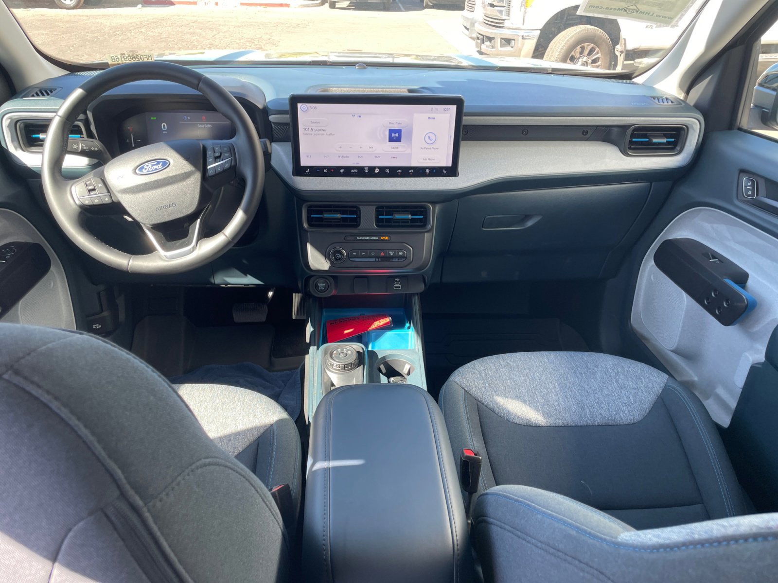 Certified 2025 Ford Maverick XLT w/ XLT Luxury Package image 13