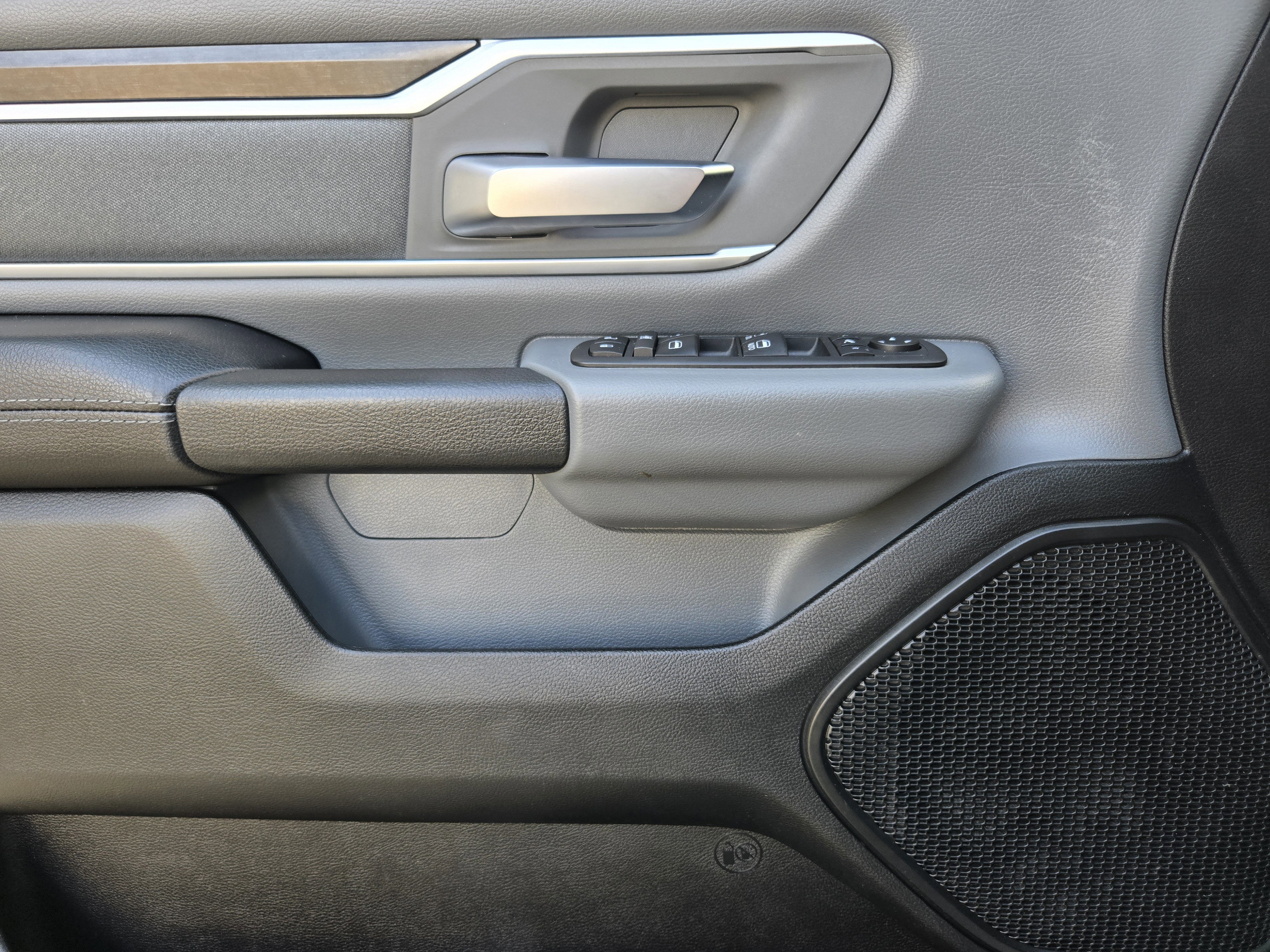 Used 2021 RAM 1500 Lone Star image 17