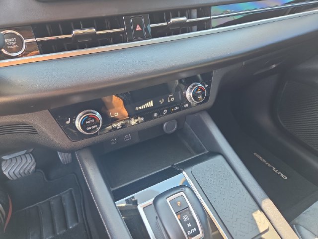 Used 2023 Mitsubishi Outlander SE AWD/4WD image 18