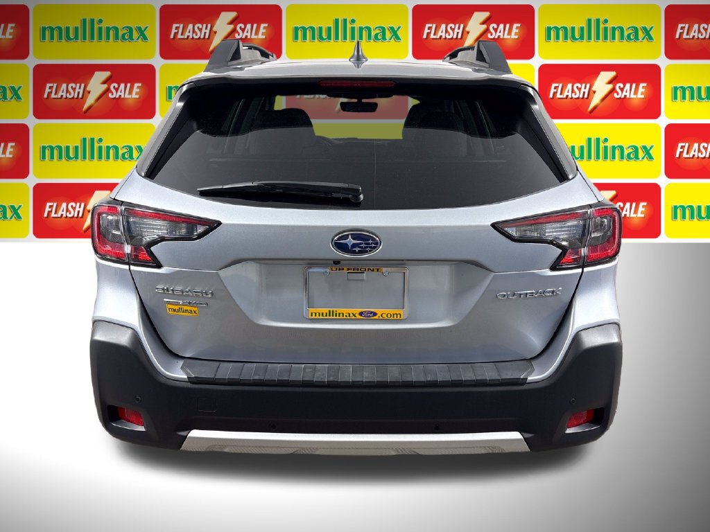 Used 2025 Subaru Outback Limited AWD/4WD image 8