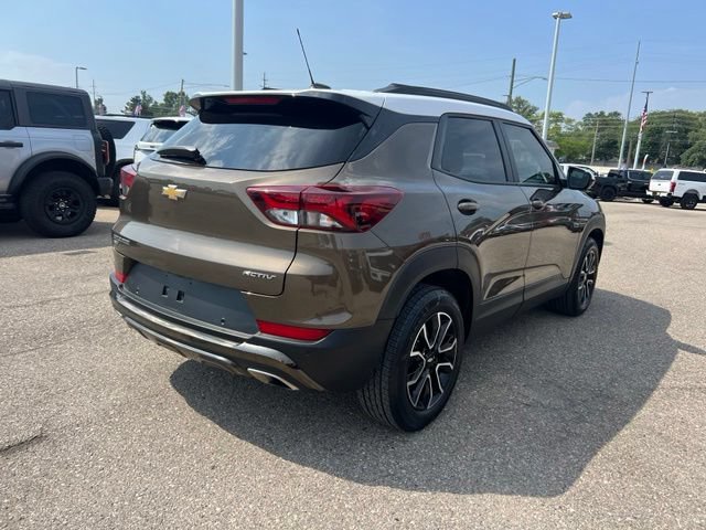Used 2021 Chevrolet TrailBlazer ACTIV w/ Sun and Liftgate Package AWD/4WD image 4