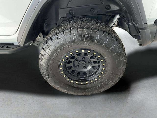 Used 2024 Jeep Wrangler Sport image 30