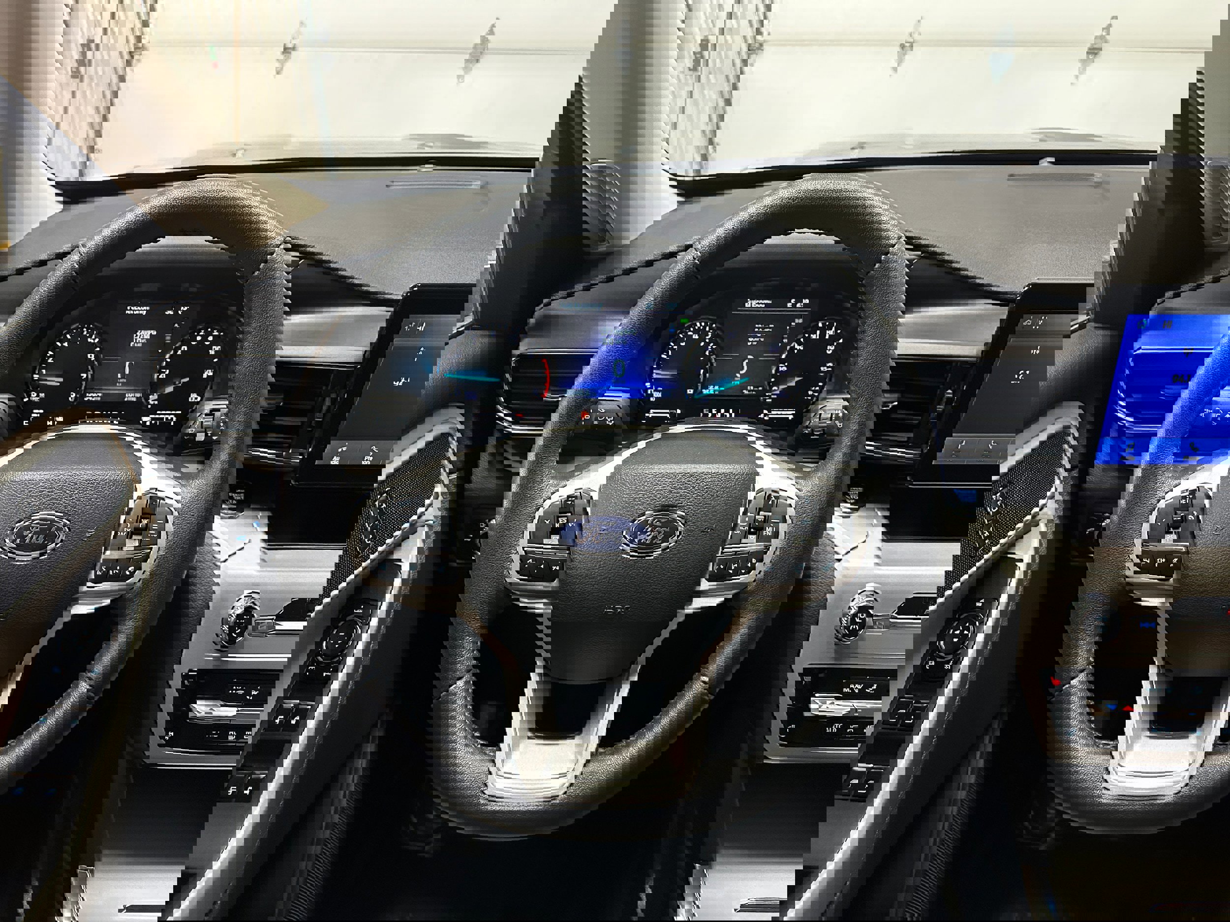 Certified 2023 Ford Explorer XLT w/ Equipment Group 202A image 17