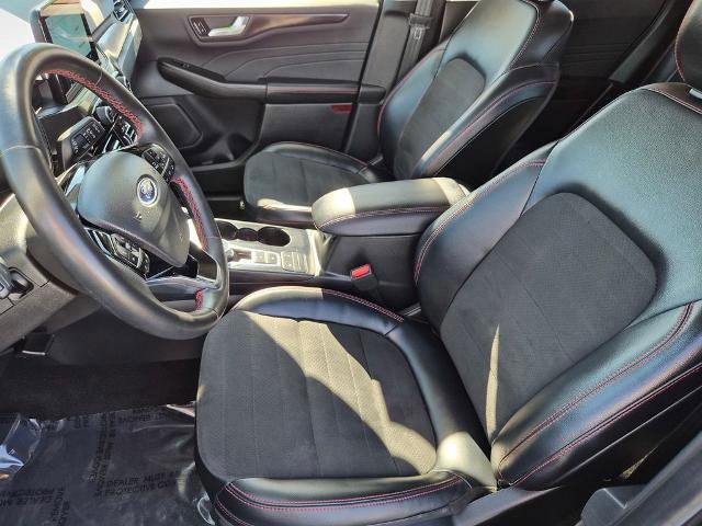 Certified 2022 Ford Escape SEL w/ SEL Stealth AWD Package image 15