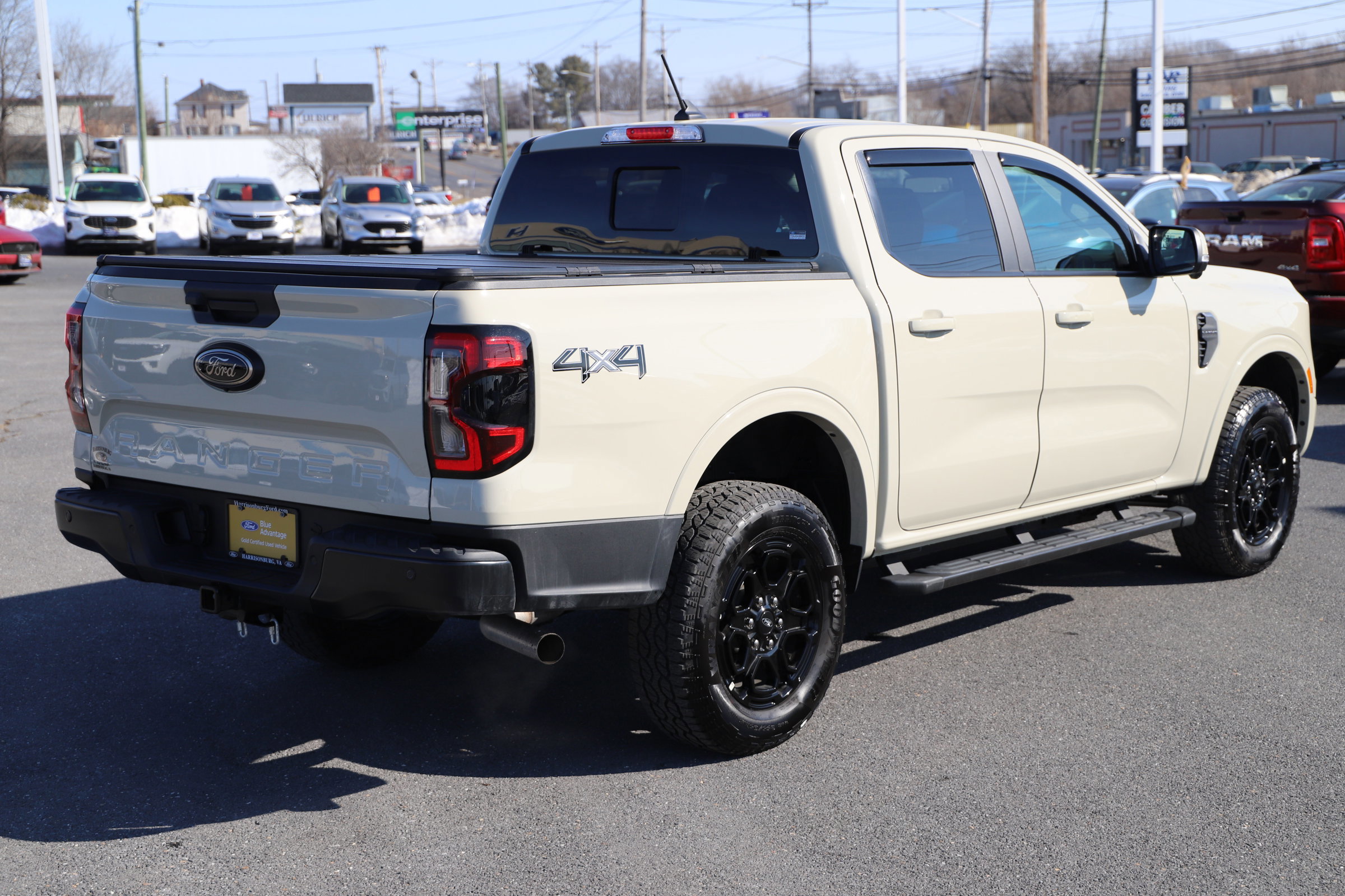 Certified 2025 Ford Ranger Lariat w/ Black Appearance Package image 3