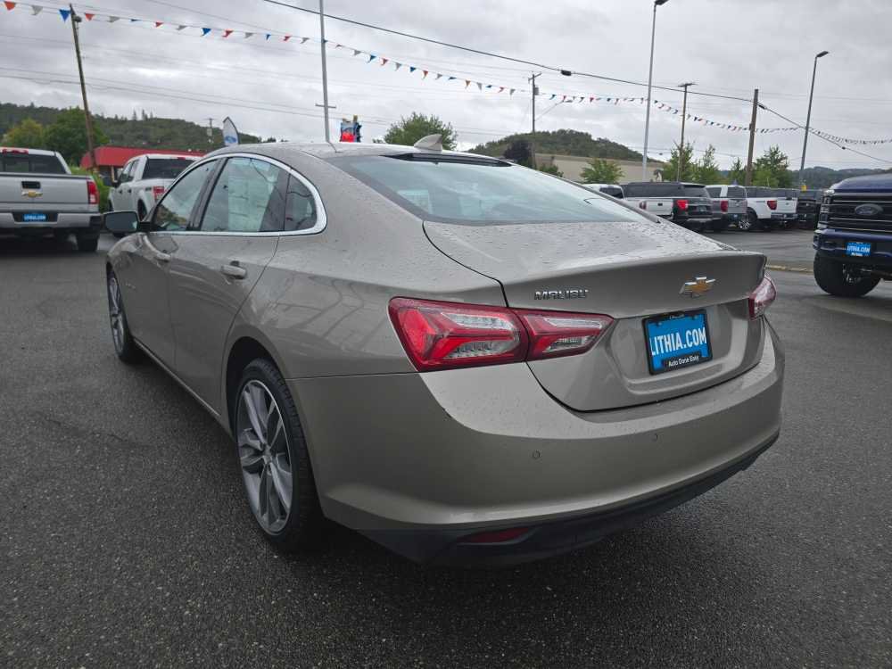 Used 2024 Chevrolet Malibu LT FWD image 3