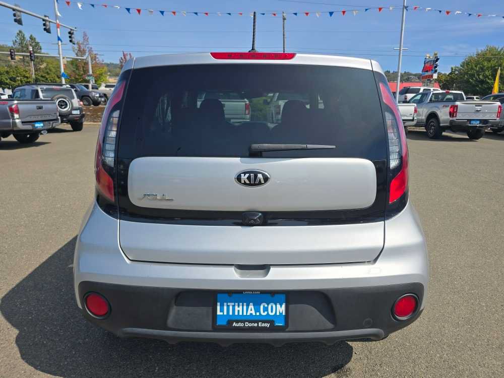 Used 2019 Kia Soul FWD image 4